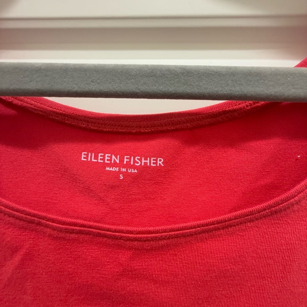 Eileen Fisher. Organic Stretch Cotton Tank. Cherry/Coral. Size Small. - Picture 4 of 4